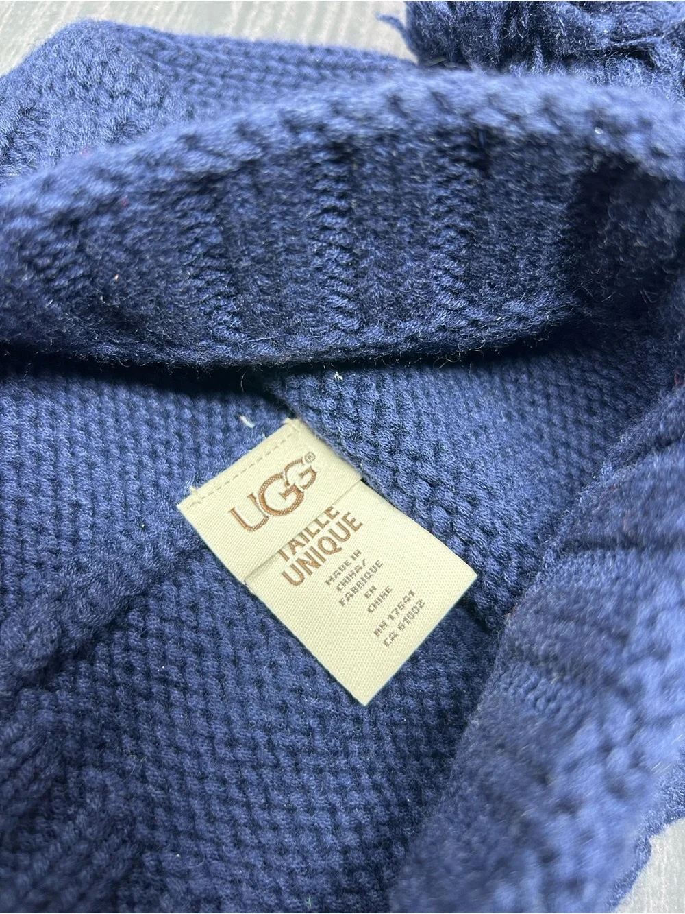 UGG M Rib Pom Hat Wool Blend Pom Navy One Size Women Knit Winter